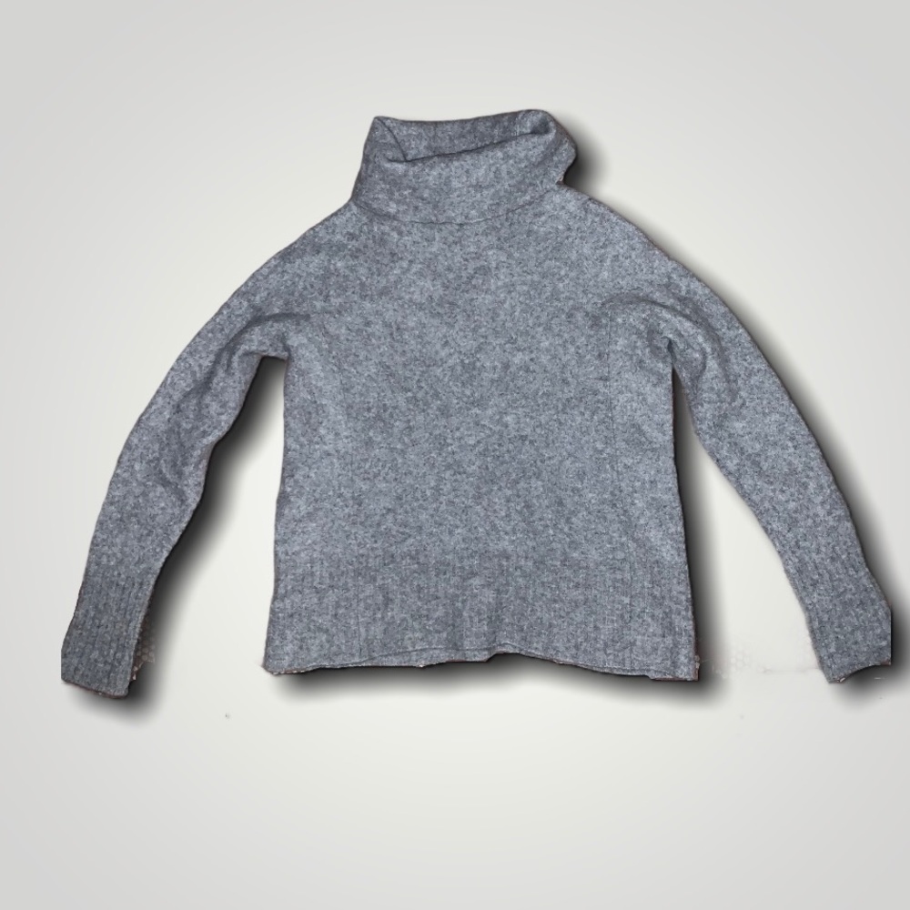 Community wool turtleneck sweater